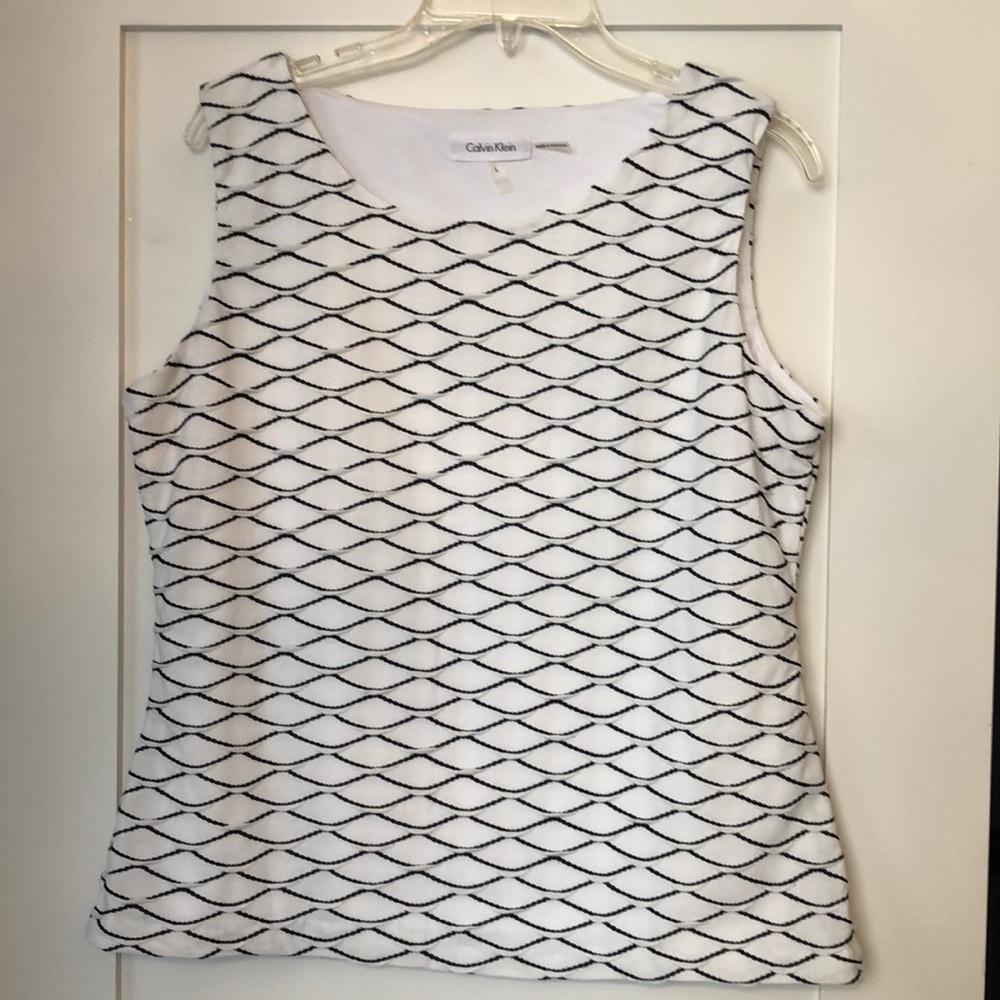 Sleeveless knit top - Sz Large - Calvin Klein